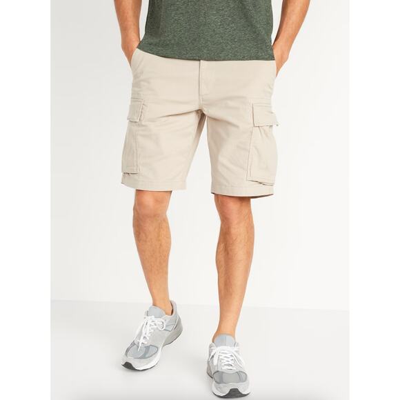 Old Navy Straight Lived-In Cargo Shorts 10" Inseam A Stone's Throw Size 40 - Picture 1 of 10